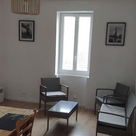 Appartements Simples Et Fonctionnels Pamiers Exterior photo